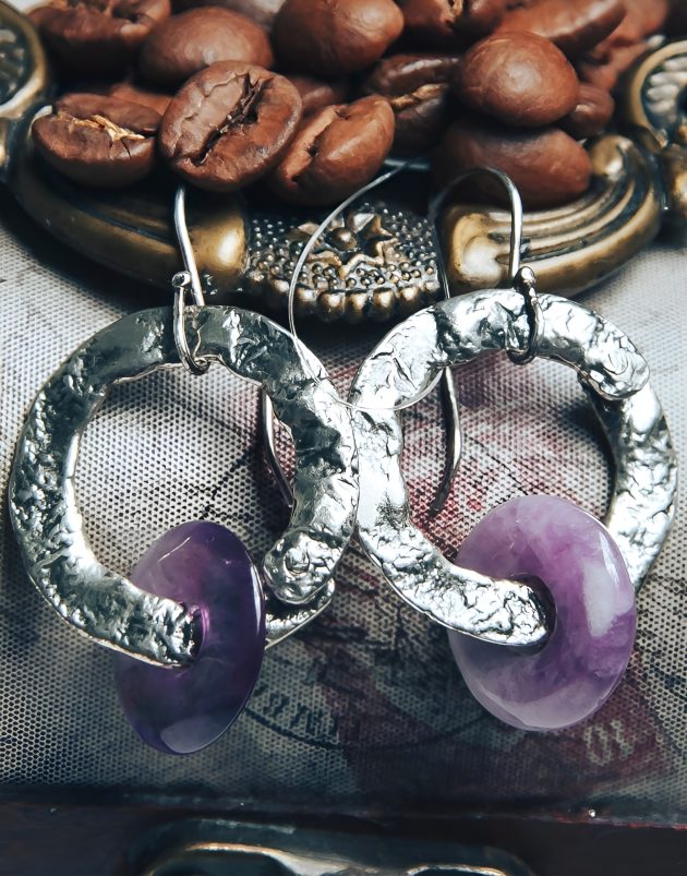 Серьги со вставкой из аметиста