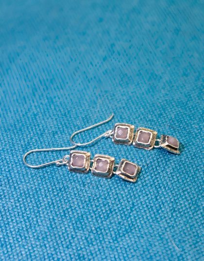 Серьги со вставкой из лабрадорита
